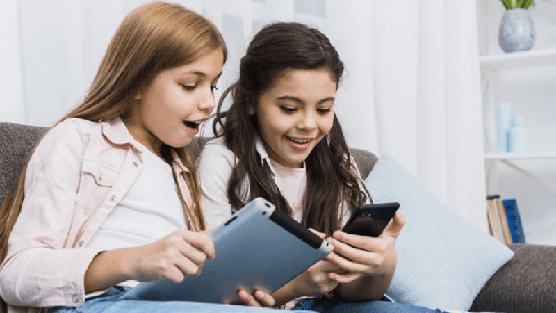 Как читать переписки детей в социальных сетях: 8 приложений родительского контроля