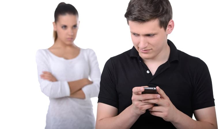 Скрытый мониторинг Android: технологии следят за вами
